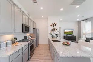 438 Lake Day Dr, Conroe, TX 77304 - Photo 10