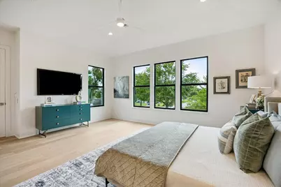 2203 Cheshire Lane, Houston, TX 77018 - Photo 32