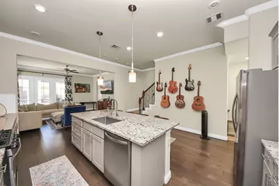 1407 Adell Rose Lane, Houston, TX 77043 - Photo 12