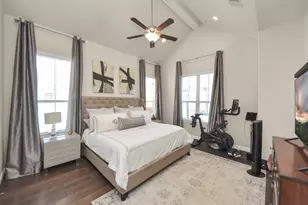 1407 Adell Rose Ln, Houston, TX 77043 - Photo 22