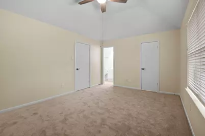 13 E Willowwood Court, The Woodlands, TX 77381 - Photo 20