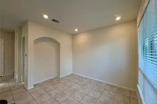 215 Club Crest Ln, Houston, TX 77009 - Photo 6
