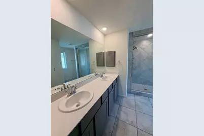 215 Club Crest Lane, Houston, TX 77009 - Photo 12