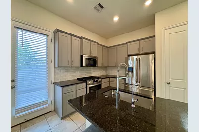 215 Club Crest Lane, Houston, TX 77009 - Photo 10