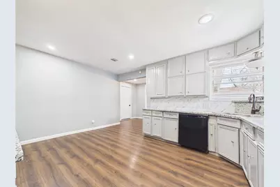 1212 Alamo Street, Rosenberg, TX 77471 - Photo 8