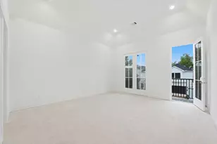 112 E 27th St, Houston, TX 77008 - Photo 16