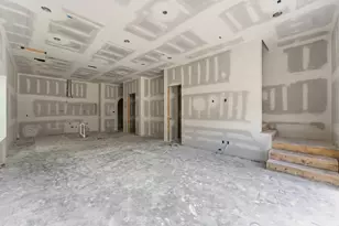 112 E 27th St, Houston, TX 77008 - Photo 10