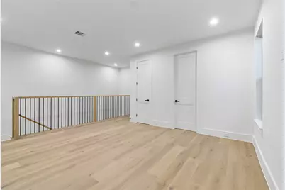 112 E 27th Street, Houston, TX 77008 - Photo 24