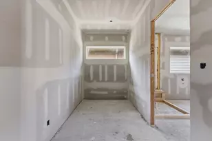 112 E 27th St, Houston, TX 77008 - Photo 20