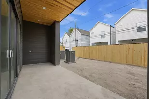 112 E 27th St, Houston, TX 77008 - Photo 34