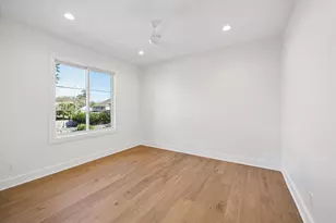 1348 Althea Dr, Houston, TX 77018 - Photo 16