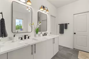 5506 Oakmont Villas Dr, Houston, TX 77091 - Photo 12