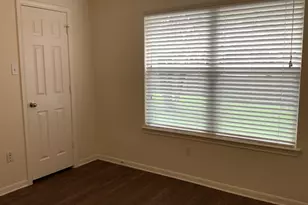 13049 Skyline Dr, Willis, TX 77318 - Photo 18