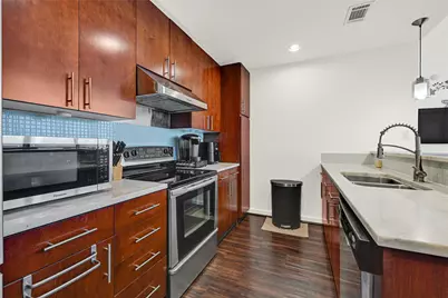 5925 Almeda Road #11901, Houston, TX 77004 - Photo 8