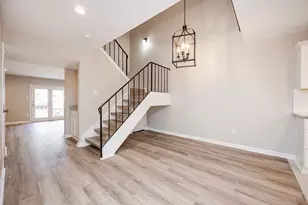 5005 Georgi Ln, Houston, TX 77092 - Photo 4