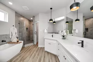 5806 Francis Oak Pl, Houston, TX 77091 - Photo 34