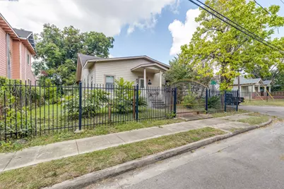 3012 Garrow Street, Houston, TX 77003 - Photo 2
