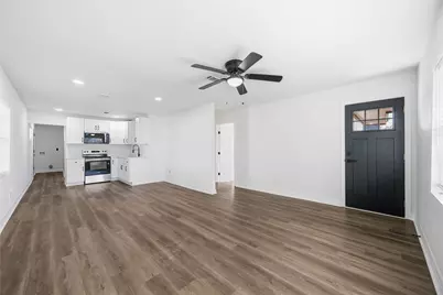 8115 Betty Boop Street, Houston, TX 77028 - Photo 10