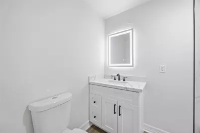 8115 Betty Boop Street, Houston, TX 77028 - Photo 20