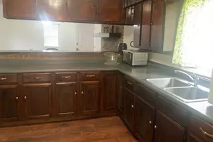 850 Slade St, Coldspring, TX 77331 - Photo 10