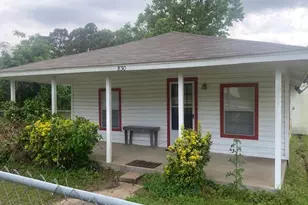 850 Slade St, Coldspring, TX 77331 - Photo 2