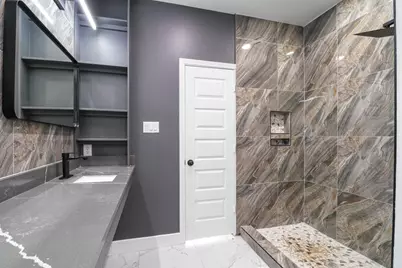 8046 Chateau Street, Houston, TX 77028 - Photo 14