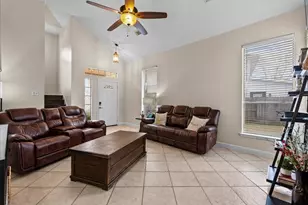 610 Oak Berry Dr, Kemah, TX 77565 - Photo 6