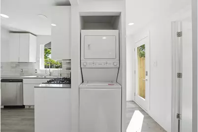 4929 Creekmont Drive, Houston, TX 77091 - Photo 8