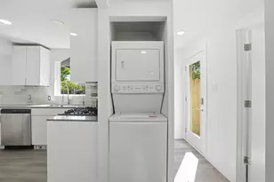 4929 Creekmont Dr, Houston, TX 77091 - Photo 8