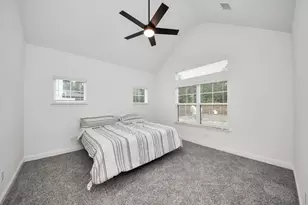 12015 Rockview Dr, Conroe, TX 77306 - Photo 20