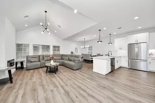 12015 Rockview Dr, Conroe, TX 77306 - Photo 8