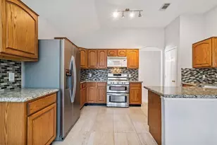1319 Castlemist Dr, Spring, TX 77386 - Photo 12