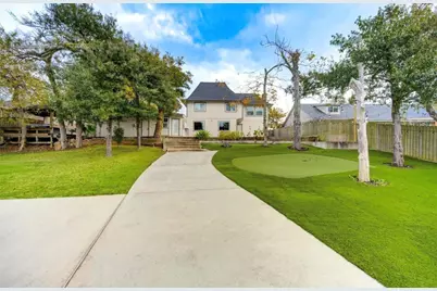 303 Old Bayou Drive, Dickinson, TX 77539 - Photo 8