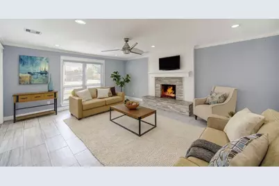 303 Old Bayou Drive, Dickinson, TX 77539 - Photo 14
