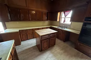 2324 Gentry St, Houston, TX 77009 - Photo 10