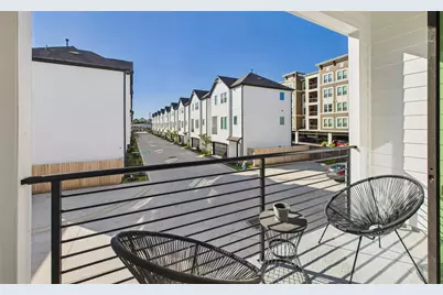 2306 Kolbe Cold Springs Lane, Houston, TX 77055 - Photo 16