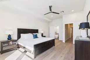 2306 Kolbe Cold Spgs Ln, Houston, TX 77055 - Photo 2