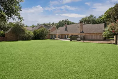 1419 Camelot Place, Sugar Land, TX 77478 - Photo 12