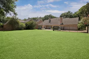 1419 Camelot Pl, Sugar Land, TX 77478 - Photo 12