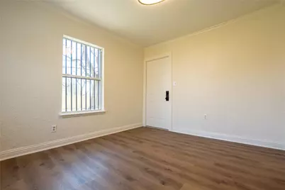 6905 Kassarine Pass, Houston, TX 77033 - Photo 14