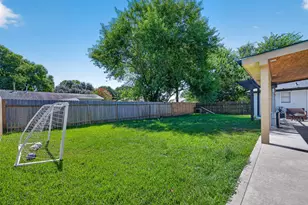 1011 Kensington Dr, Pearland, TX 77584 - Photo 44