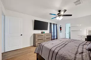 1011 Kensington Dr, Pearland, TX 77584 - Photo 30