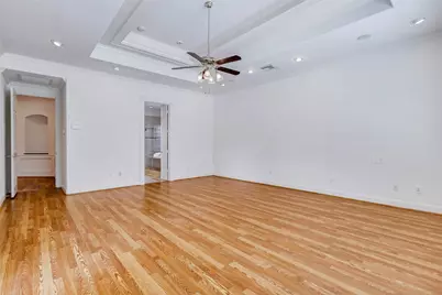 10713 Greenwillow Street, Houston, TX 77035 - Photo 22