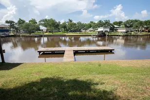1814 County Rd 297, Sargent, TX 77414 - Photo 16