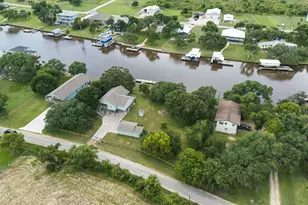 1814 County Rd 297, Sargent, TX 77414 - Photo 4