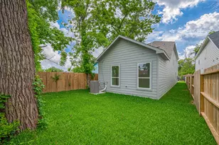 7307 W Knoll St, Houston, TX 77028 - Photo 4