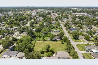 7821 Melrose Street, Houston, TX 77022 - Photo 14