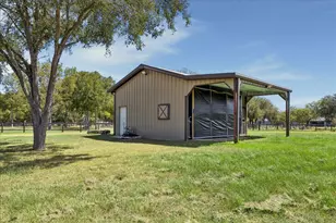 33 Riverwood Ln, Hempstead, TX 77445 - Photo 30