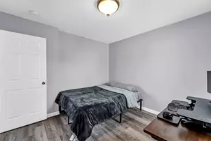 3925 Lowden St, Houston, TX 77051 - Photo 32