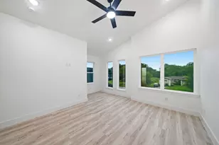 9030 Brandon St, Houston, TX 77051 - Photo 24